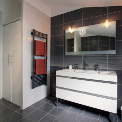 img Grande salle de bain moderne